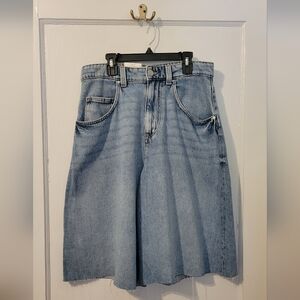 *NWT* Cotton On Light Blue Lyocell Wide Leg Jorts, Size: 28